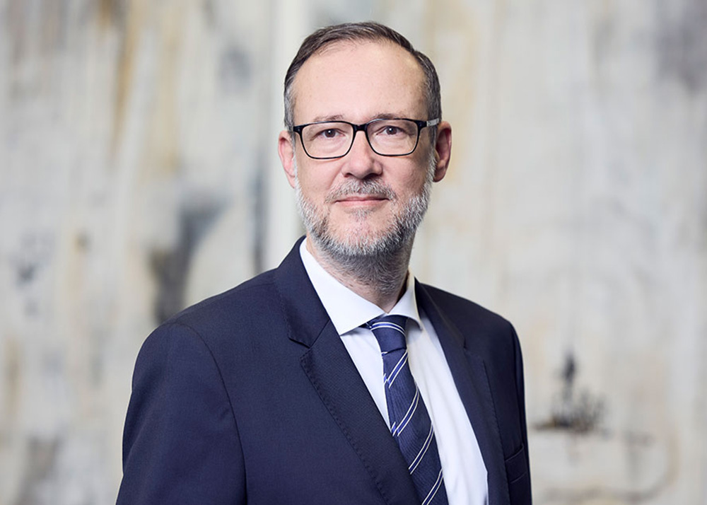 Dr. iur. Dominik Strub
